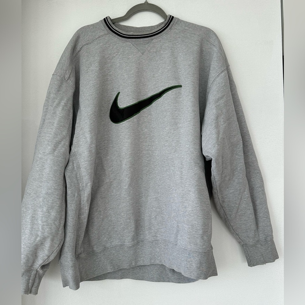 Vintage 90s NIKE Crewneck Embroidered Big Swoosh Black , Green Sweater Crewneck